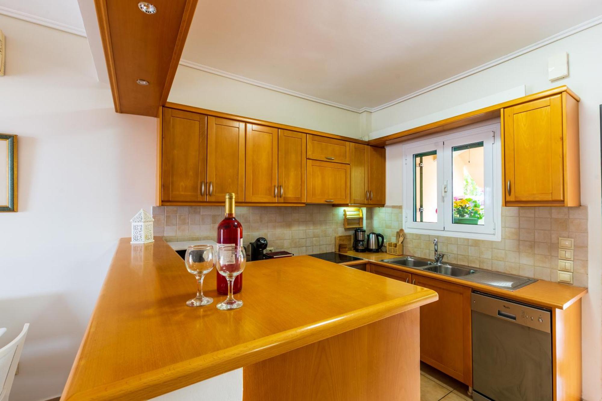 Barbati Seafront Luxury Suites Εξωτερικό φωτογραφία