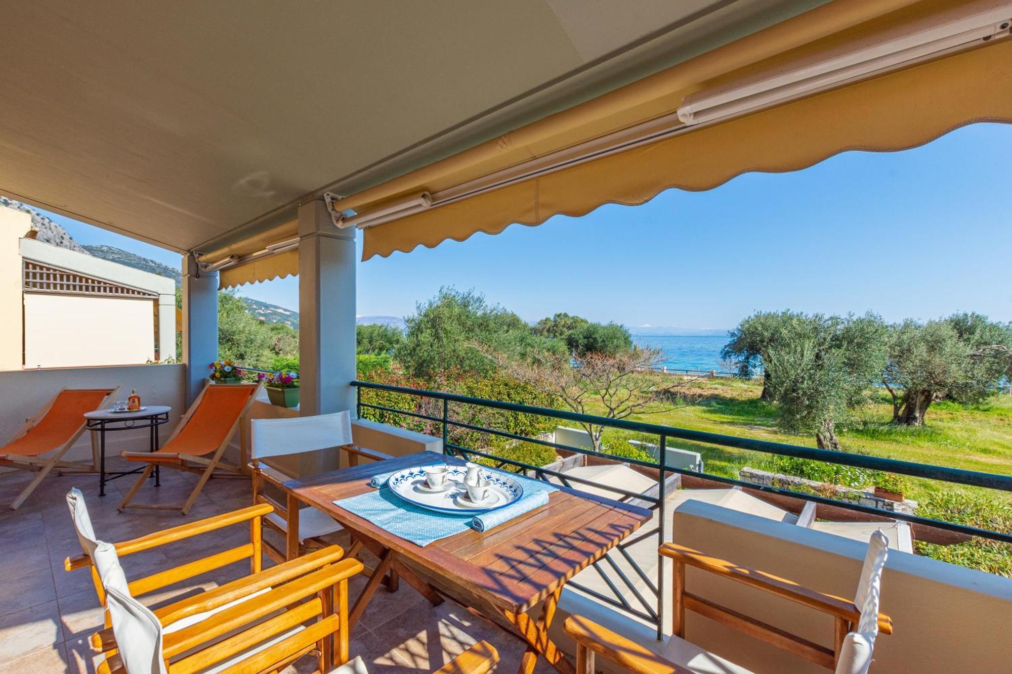 Barbati Seafront Luxury Suites Εξωτερικό φωτογραφία